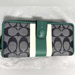 Large Coach Wallet